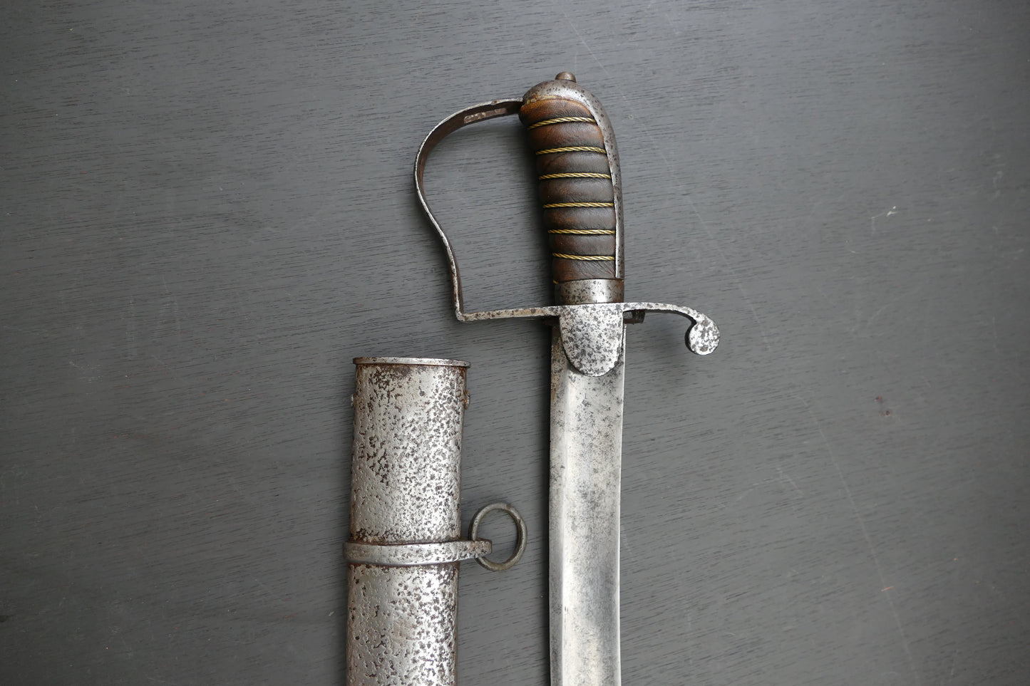 Antique British 1796 Pattern Light Cavalry Sword. For sale