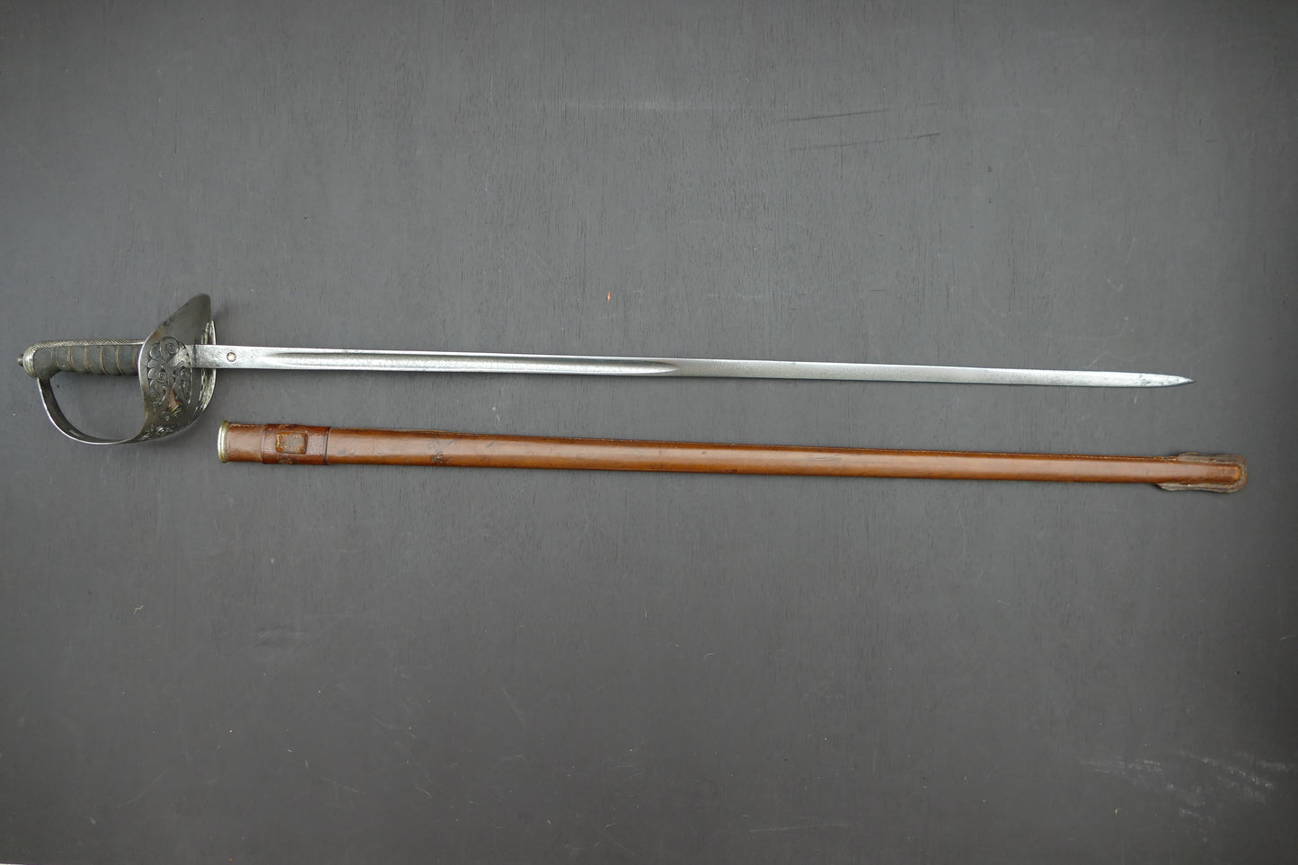 Antique British 1897 pattern Infantry Officers Piquet Sword. For sale